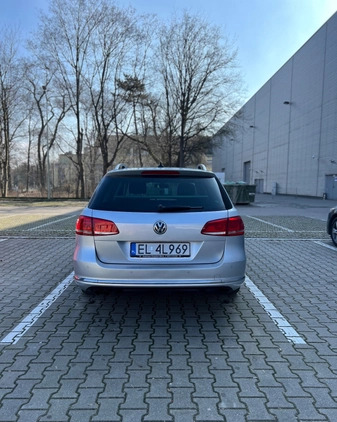 Volkswagen Passat cena 28800 przebieg: 323682, rok produkcji 2013 z Łódź małe 56